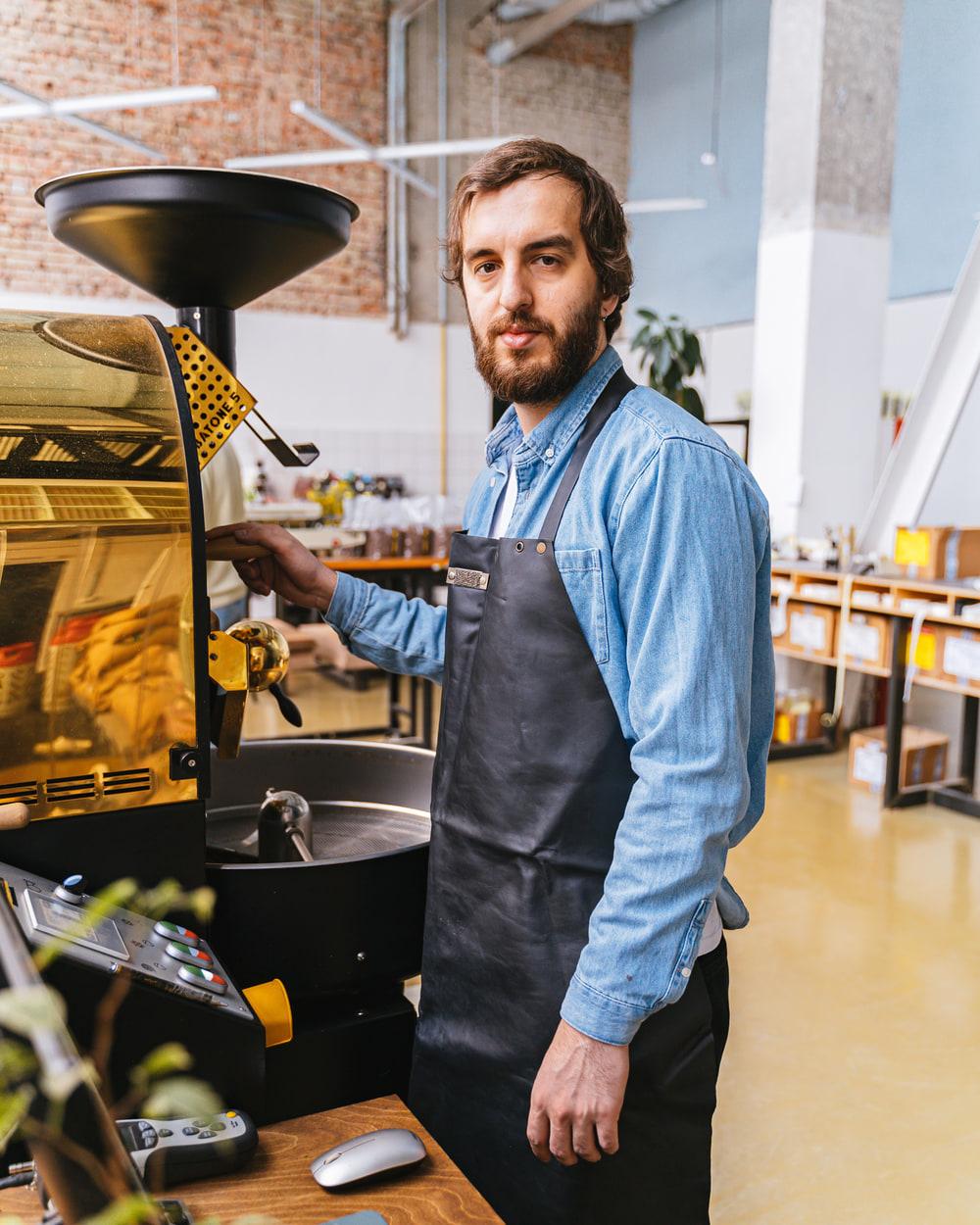 Harlan McRae, Founder & Roaster