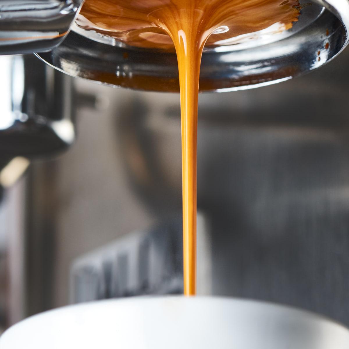A shot pulling from the portafilter